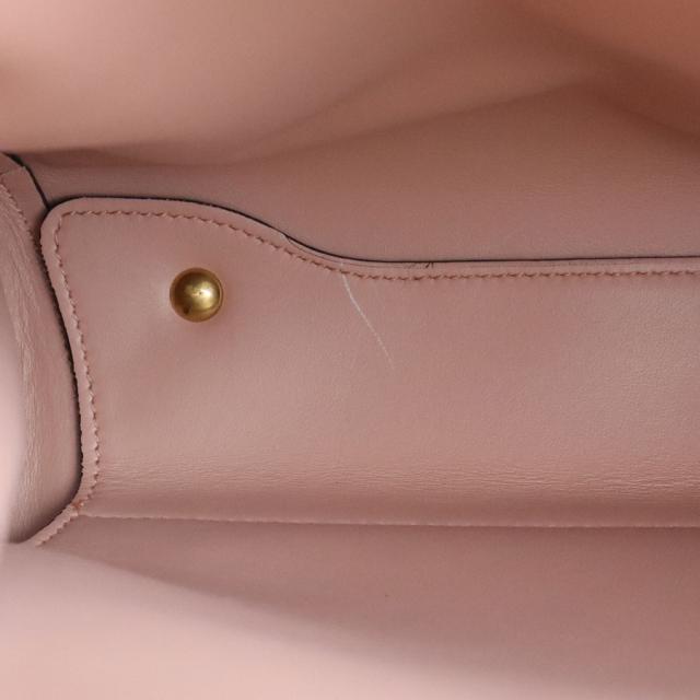 Salvatore Ferragamo サルヴァトーレフェラガモ ガンチーニ