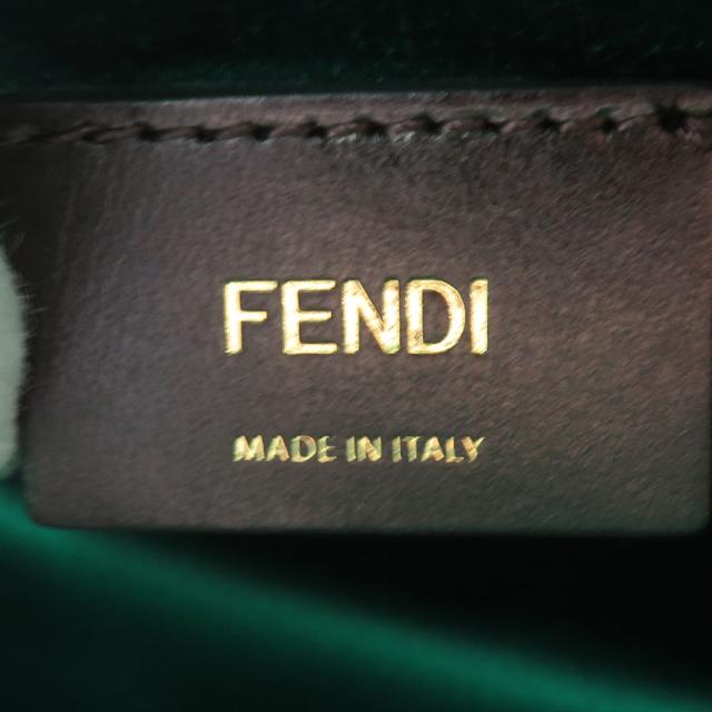 フェンディ FENDI メッシュ スモール ピーカブー ディフェンダー