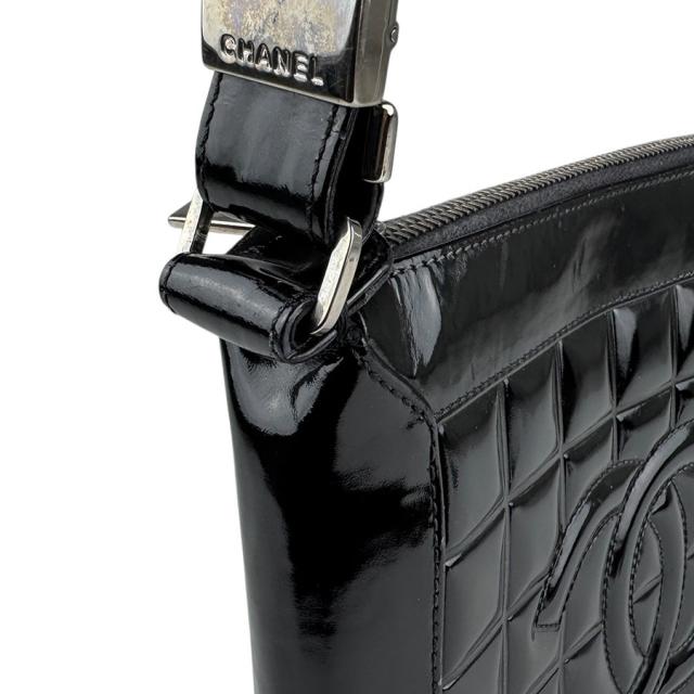 CHANEL シャネル ショルダーバッグ ブラック 14054 レディース【中古】 z4276 CHANEL シャネル ショルダーバッグ ブラック 14054 レディース【中古