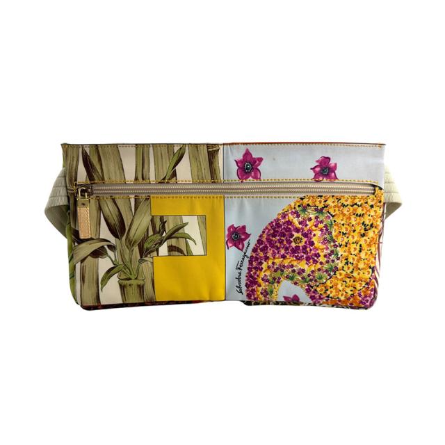 サルヴァトーレフェラガモ ブラック マルチカラー サルヴァトーレ