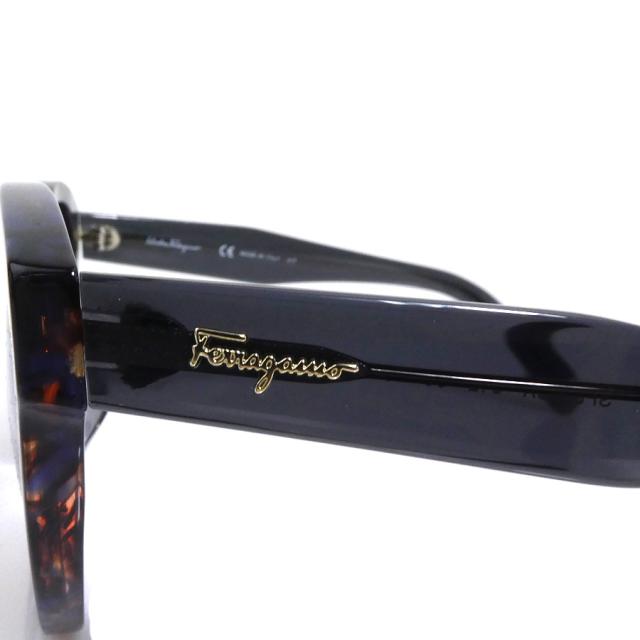 Salvatore Ferragamo サルヴァトーレフェラガモ サングラス ブラウン