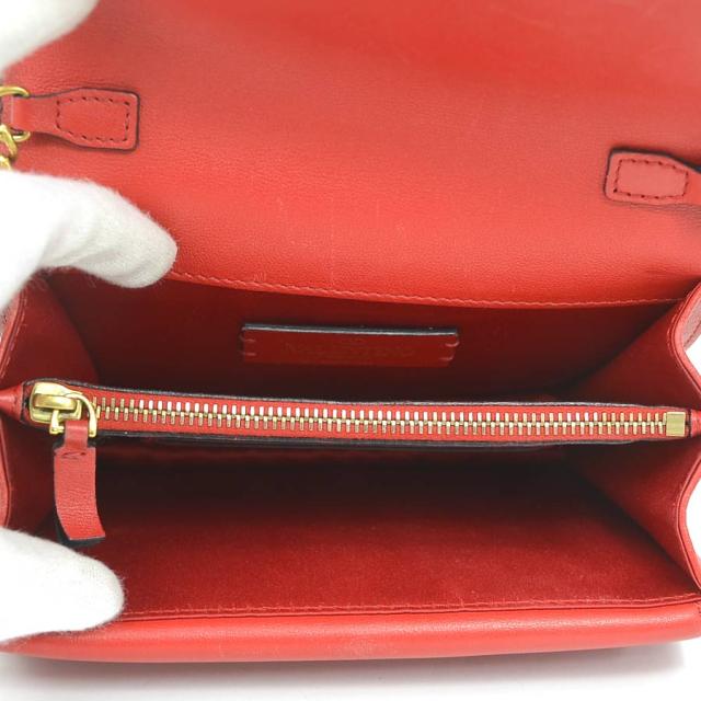 Valentino Garavani ヴァレンティノ ガラヴァーニ チェーンウォレット