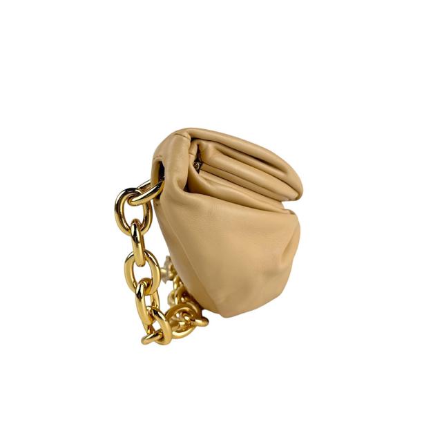 BOTTEGAVENETA ボッテガヴェネタ ザ チェーン ポーチ ボディバッグ ベージュ/ゴールド 14059 ユニセックス【中古】 z6325 BOTTEGAVENETA ボッテガヴェネタ ザ チェーン ポーチ ボディバッグ