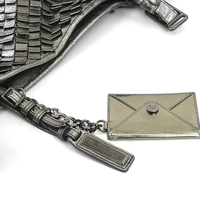 BURBERRY バーバリー ショルダーバッグ メタリックグレー 14055 メンズ【中古】 h31402a BURBERRY バーバリー ショルダーバッグ メタリックグレー 14055 メンズ