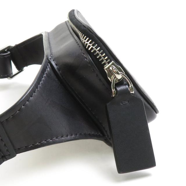 Valentino Garavani ヴァレンティノ ガラヴァーニ ポーチ ミニベルト