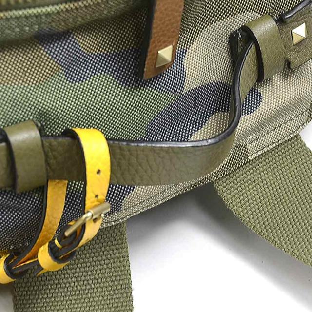 Valentino Garavani ヴァレンティノ ガラヴァーニ リュック カーキ系