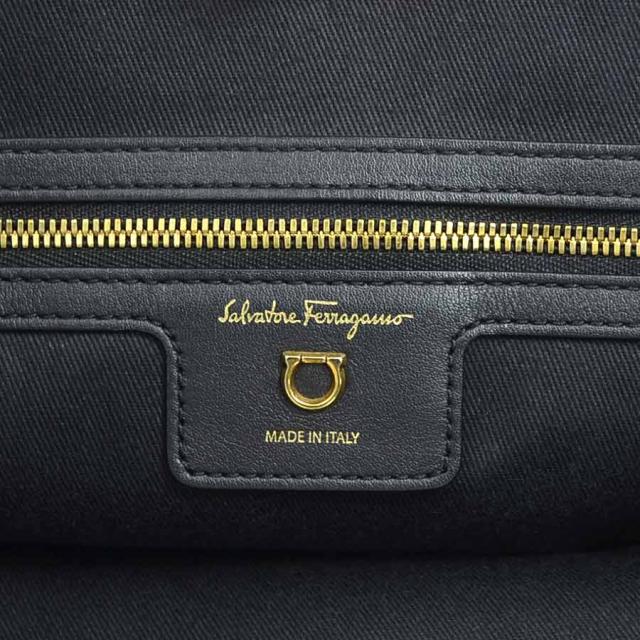 Salvatore Ferragamo サルヴァトーレフェラガモ ガンチーニ ショルダー