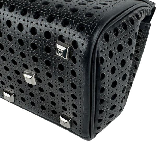 Salvatore Ferragamo サルヴァトーレフェラガモ ガンチーニ