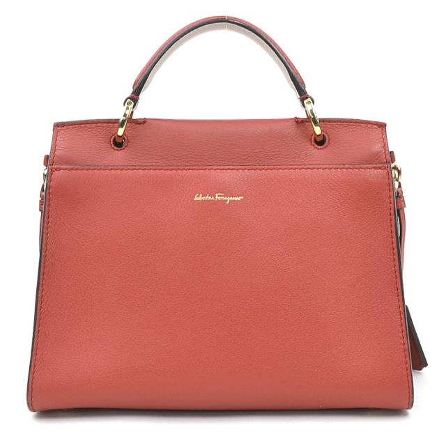 Salvatore Ferragamo サルヴァトーレフェラガモ ガンチーニ