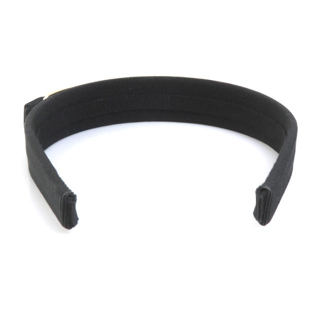 Salvatore Ferragamo サルヴァトーレフェラガモ ヴァラリボン