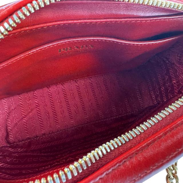 PRADA プラダ ショルダーバッグ レッド 14060 レディース【中古】 z7082 PRADA プラダ ショルダーバッグ レッド 14060 レディース【中古】 z7082