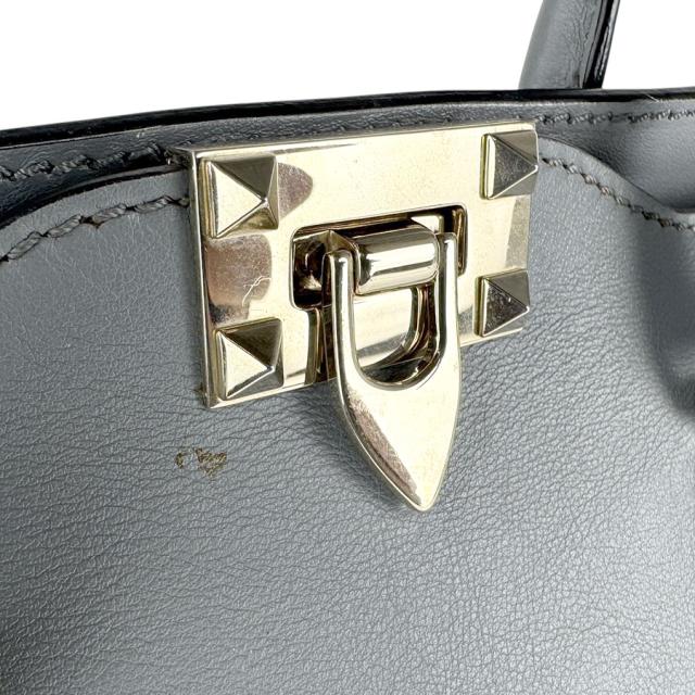 Valentino Garavani ヴァレンティノ ガラヴァーニ ロックスタッズ