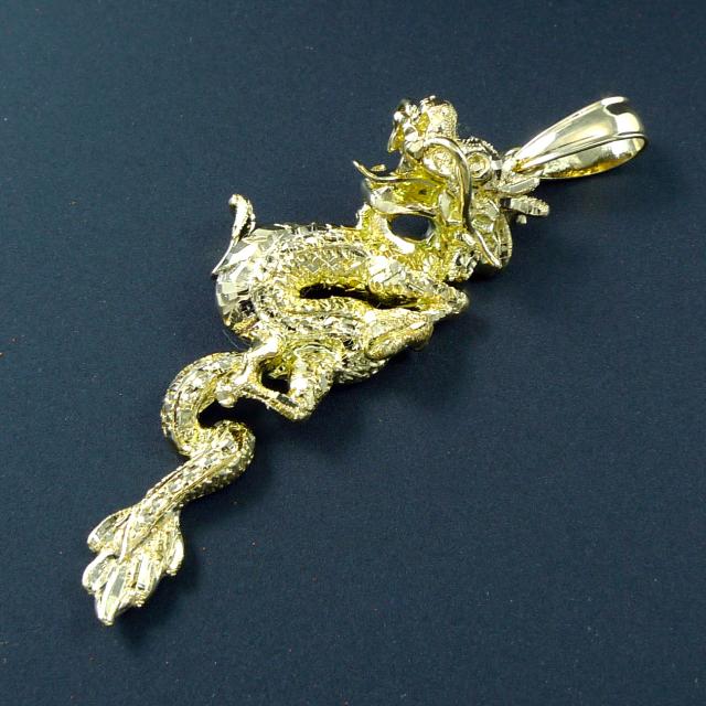 18金 18k ペンダントトップ ドラゴン 9.3g メンズ ペンダントヘッド 龍