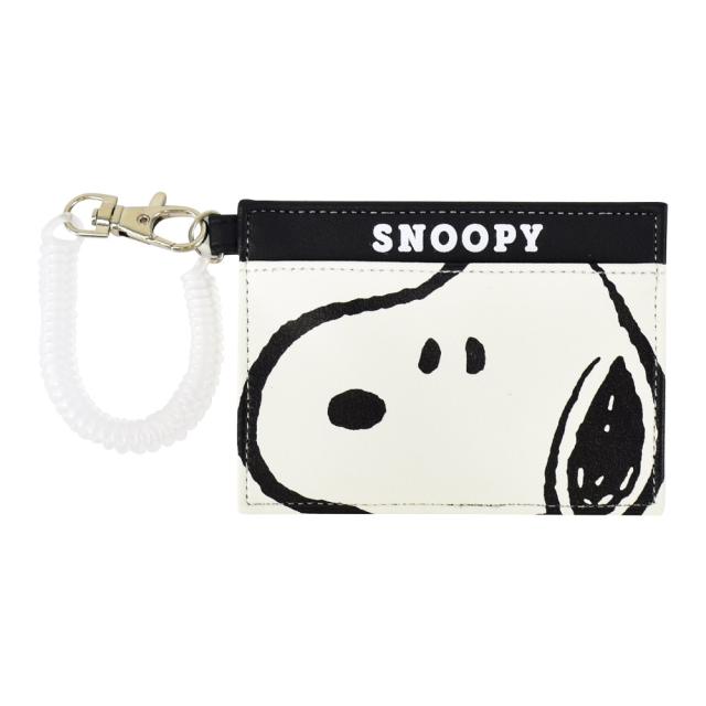 スヌーピー パスケース 定期入れ 合成皮革 コイル付き 2枚 キャラクター シンプル レディース Icカードケース カードケース コンパクト の通販はau Pay マーケット Pseg