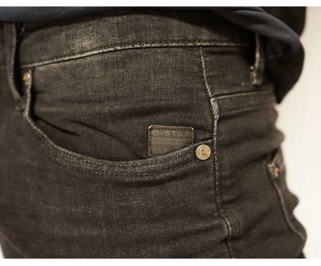 G Star Raw ジースターロウ Revend Skinny Jeans スリム スキニー パンツ ジーンズ ストレッチ デニム メンズ A634 送料無料の通販はau Pay マーケット 和柄販売のジーンズプラザ摩耶葛西店