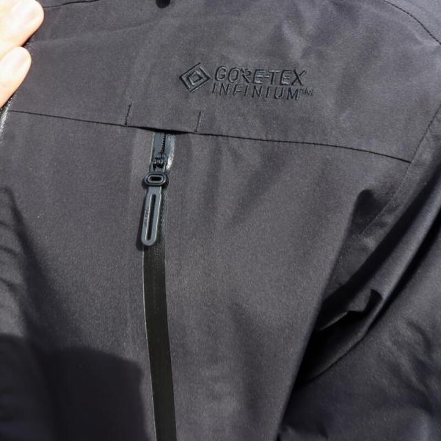 交換送料片道無料 プラス フェニックス +phenix ロゴタイプ-A ジャケット ゴアテックス LogoType-A Jacket GTX ブラック(SN90) ホワイト(SN10) POO-23007