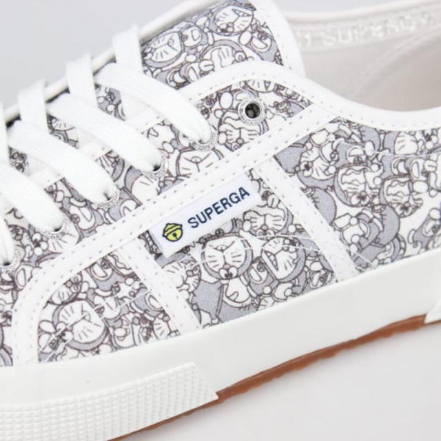 交換送料片道無料 スペルガ SUPERGA スニーカー アイムドラえもん 2750