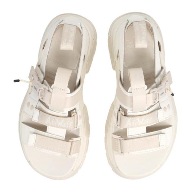 交換・返品 初回時送料無料（沖縄県を除く）ドクターマーチン Dr