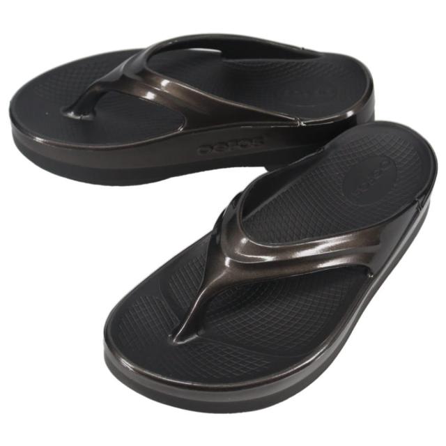 ウーフォス OOFOS サンダル ウィメンズ ウーメガ ウーララ スタック OOmega OOlala Stacked チタニウム ミラー Titanium Mirror