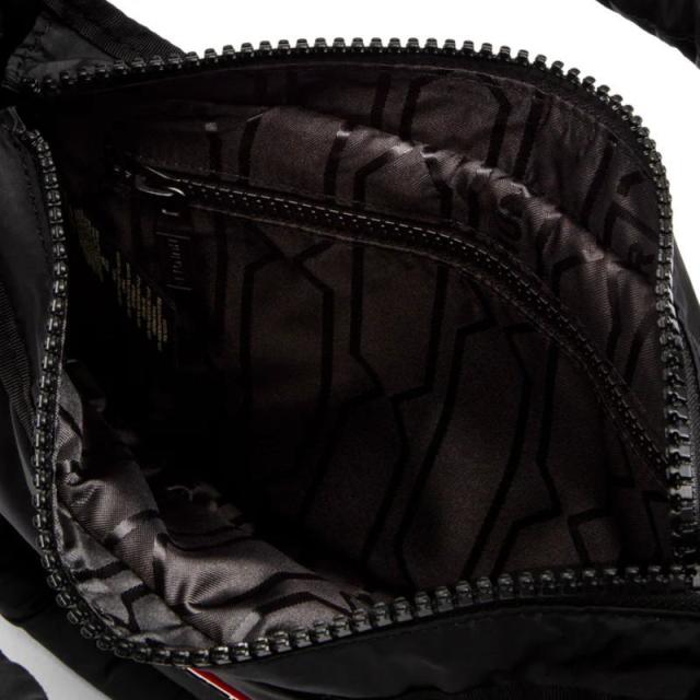 ハンター HUNTER バッグ フレイムド パファー ミディ ホーボー FRAMED PUFFER MIDI HOBO ブラック UBX3712KBM BLK_4