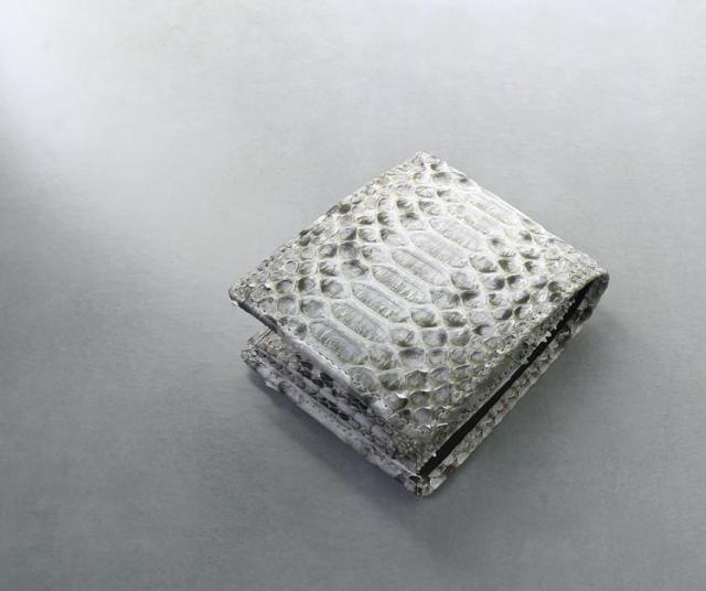 ダイヤモンド パイソン 折財布 レディース 一枚革 無双仕立て 小銭入れ