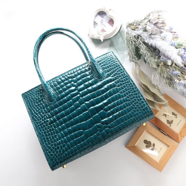 スモールクロコダイル ハンドバッグ レディース 2WAY センター取り シャイニング 加工 あおりポケット 付き フォーマルバッグ 保証書 付き プレゼント ギフト(06001725r)