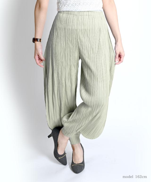 プリーツプリーツサルエルパンツ PLEATS PLEASE ISSEY MIYAKE（サルエルパンツ）のフリマアイテム一覧
