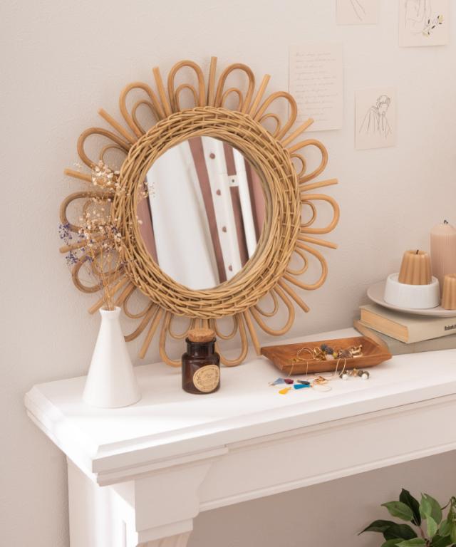 ラタンミラー 壁掛け 鏡 ウォールミラー 完成品 おしゃれ 北欧 韓国 インテリア 形 47cm 軽量 軽い 籐 ナチュラル rgt90004 フラワー 太陽 サンミラー アジアン リゾート 玄関 リビング 洗面所 ウォールデコ
