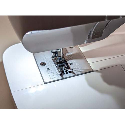 ジャガー 電動ミシン ホワイト KJM1101W(1台)[ミシン]_1