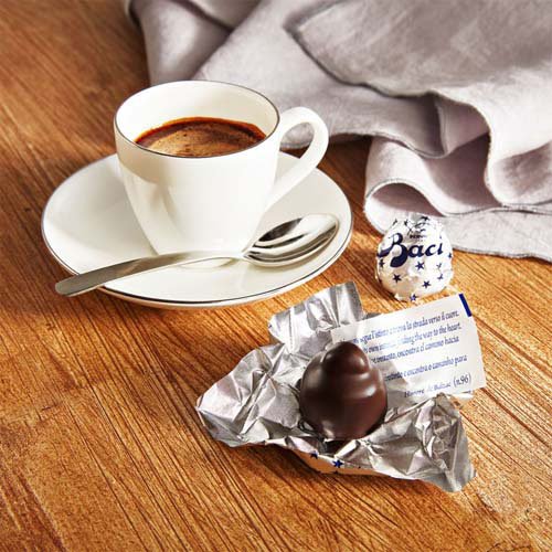 BACI(バッチ) 3種類 アソート 詰め合わせ BOX(14粒入)[チョコレート]の