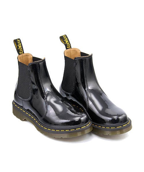 patent chelsea boots dr martens