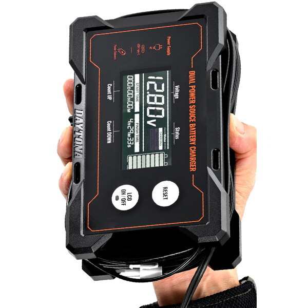 デイトナ D37802 バッテリー充電器 12V専用 ポータブル電源対応 ディスプレイ付き