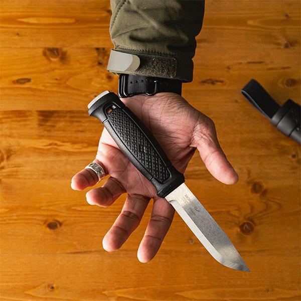 モーラナイフ ガーバーグ　Morakniv  Garberg　未使用 13914-Garberg-med-Survival-Kit