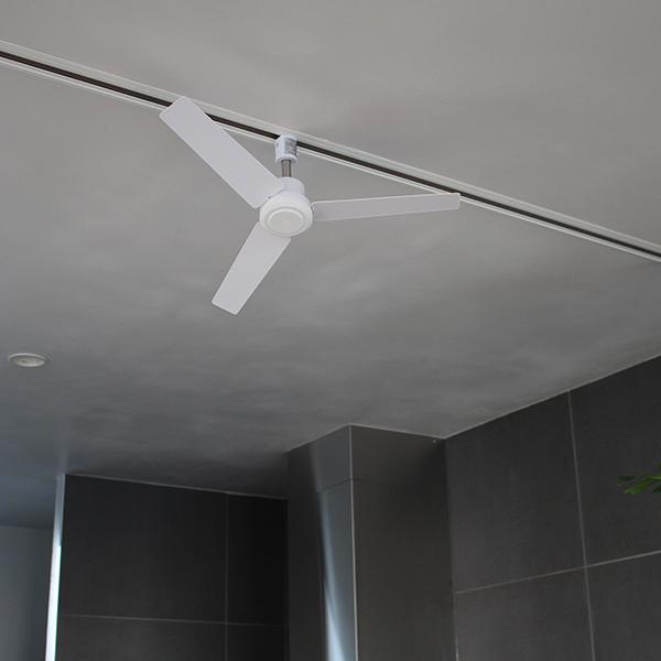 [あす着] ブリッド BRID シーリングファン DUCT RAIL FAN DC plus 50 ダクトレール ファン 50cm コンパクト 換気 送風 小型 軽量 シンプル おしゃれ リモコン付 角度調節 風量5段階 簡単 取り