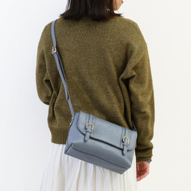 Dakota／ダコタ／レザー ショルダーバッグ／収納大／2504145 楽天市場】購入特典あり Dakota ダコタ ショルダーバッグ