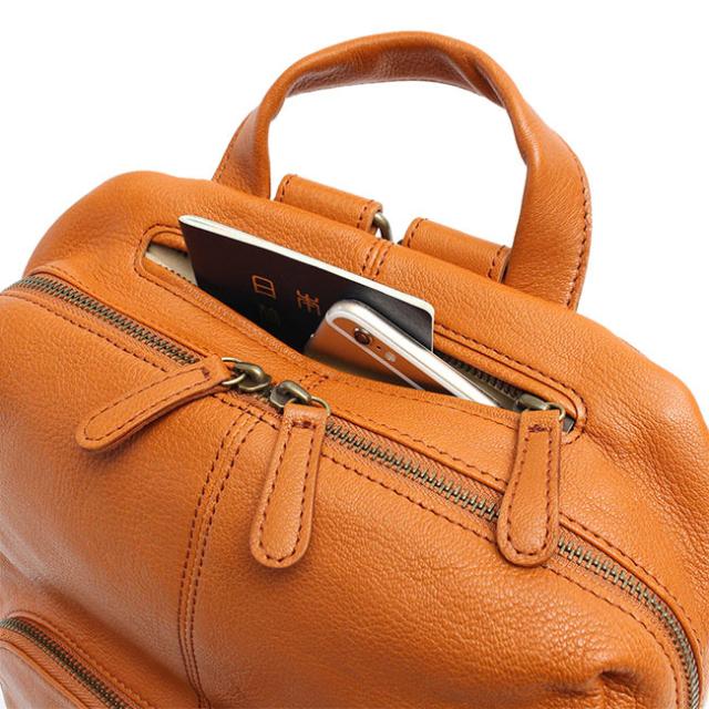 ポイント10% ダコタ リュック Dakota ファレル 1034240 レザーリュック 本革 山羊革 カジュアル 正規品の通販は