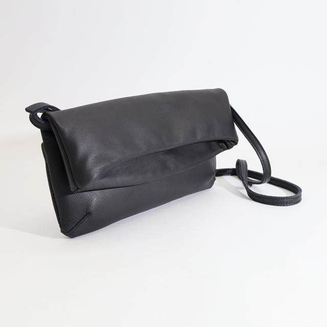 tsumori chisato CARRY ツモリチサトキャリー ソフトレザー ショルダー