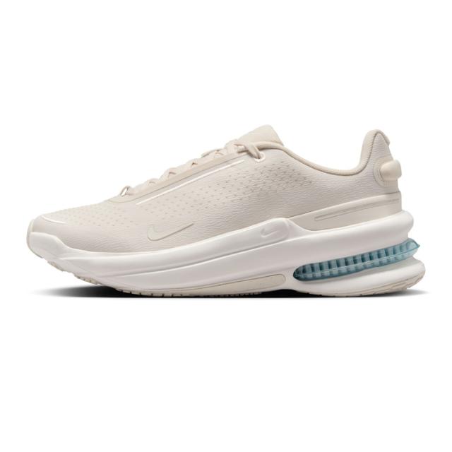 【箱アウトレット】W NIKE AIR ZOOM UPTURN SC ローカット スニーカー シューズ レディース 23 23.5 24 24.5 25 IB2764 101 ナイキ エアズームアップターンSC 女性 婦人 ウィメンズ 靴 くつ 運動 レースアップ 紐 ベージュ LT OREWOOD BRN/PHANTOM sh2153_1