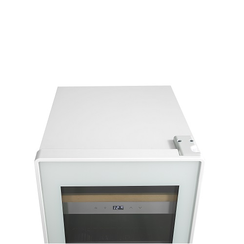 【標準設置料金込】フォルスター(forster) FJE-113GS(WH) ホワイト 薄型ワインセラー Essential 44本収納 省エネ仕様 加温ヒーター オートクローズ扉 1温度タイプ_4