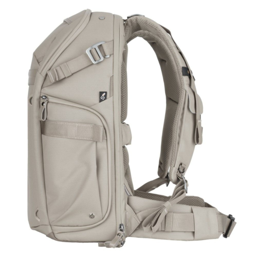 バンガード(VANGUARD) VEO METRO B30L CM クリーム カメラバッグ バッグパック 30L 内寸300×320×160mm_1
