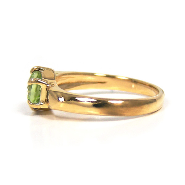 もの言う花輪っか ペリドット 8月 18k K18YG 18金 黄色 ゴールド 専用入れもの付 【歌留多聞き分け付け出し】