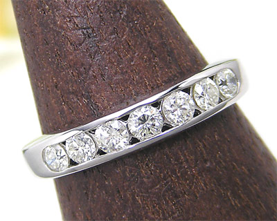 Pt900 プラチナ ダイヤモンド リング 0.5ct レールセッティング