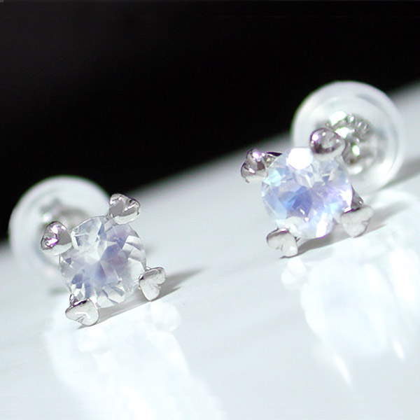 ブルームーンストーン ピアス プラチナ Pt900 4粍 ハート形爪