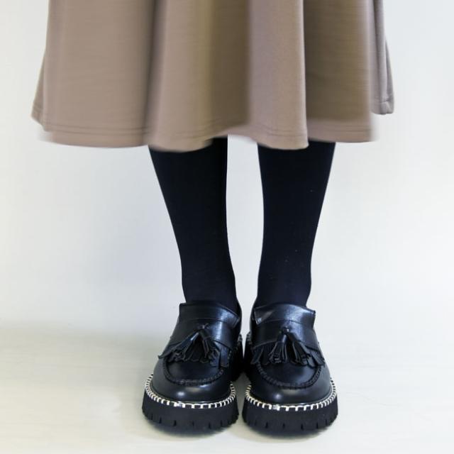 by あしながおじさん 軽量 キルトタッセルローファー 厚底シューズ レディース 学生 通学 ビジネス 厚底 ブラック 黒 8710549