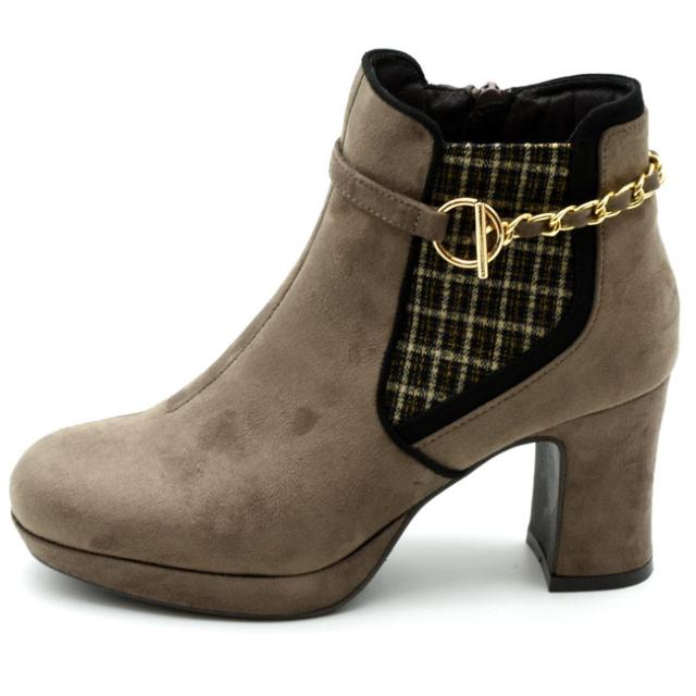 ぺページ Kawasaki Motorcycle 2005 OEM Parts Diagram for Fuel