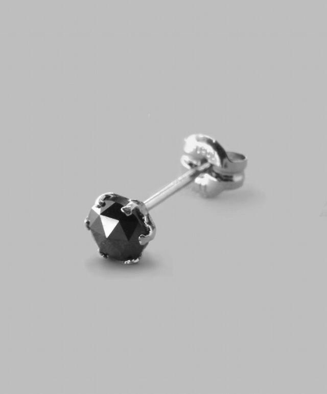 ライオンハート ピアス メンズ ブラックダイヤモンドピアス M