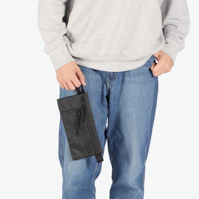 【商品レビューで＋5％】エアー ポーチ メンズ レディース 小物入れ 小さめ Aer ブランド おしゃれ 小物 整理 マルチポーチ トラベル 1.2L 黒 白 無地 耐久性 Simple Kit