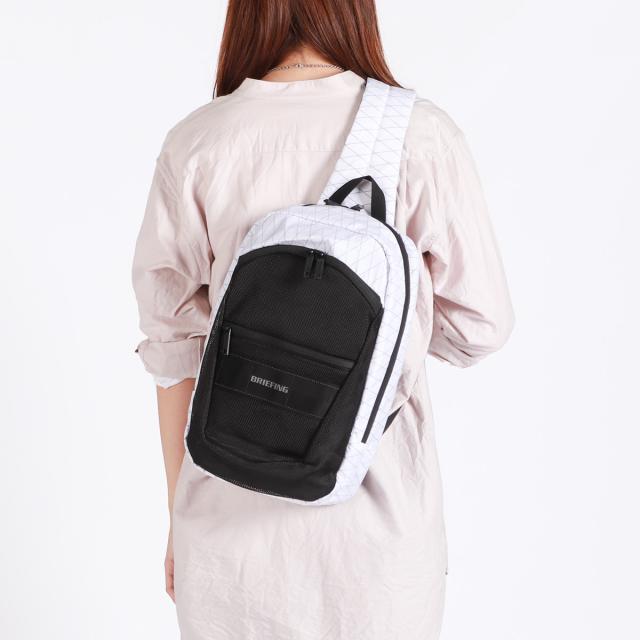 【商品レビューで＋5％】【セール30%OFF】【日本正規品】ブリーフィング ボディバッグ BRIEFING ショルダーバッグ 斜めがけ 縦型 A4 PC収納 BRA241L74_4