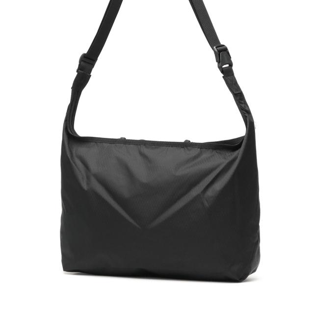 【商品レビューで＋5％】【日本正規品】 ブリーフィング ショルダーバッグ メンズ レディース ブランド BRIEFING バッグ 斜めがけ 大人 軽量 A4 かっこいい パッカブル 折りたたみ 撥水 6.6L SOLID LIGHT PACKABLE SHOULDER RC BRA253L31