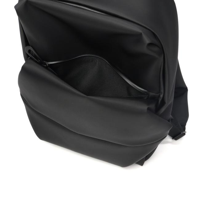 【5％OFFクーポン】【商品レビューで＋5％】【正規品1年保証】コートエシエル リュック メンズ レディース Cote&Ciel バックパック カジュアル おしゃれ 通勤 通学撥水 コンパクト A4 13.5L Sava S Sleek Black 29153